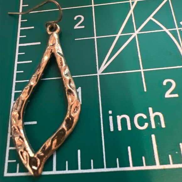 Gold-Toned Hammered Teardrop 2" Dangle Drop Fishhook Earrings Gently Lightweight - Picture 2 of 5